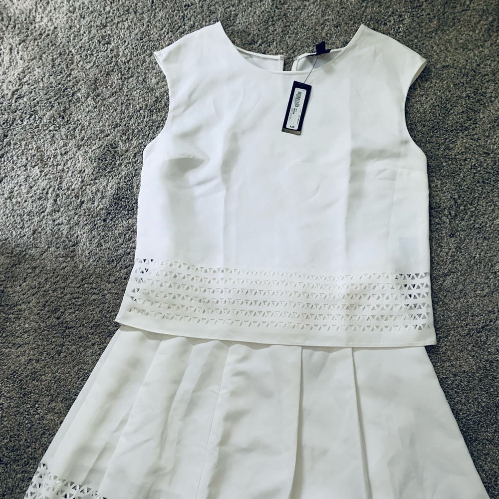 NWT perfect for summer white two piece set